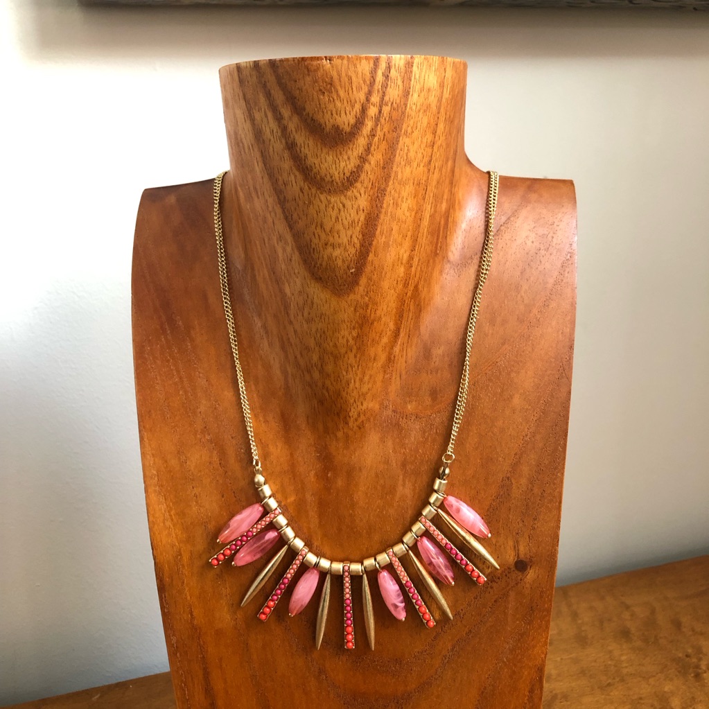 Nwt Gold Toned Beaded Boho Fringe Necklace 12$